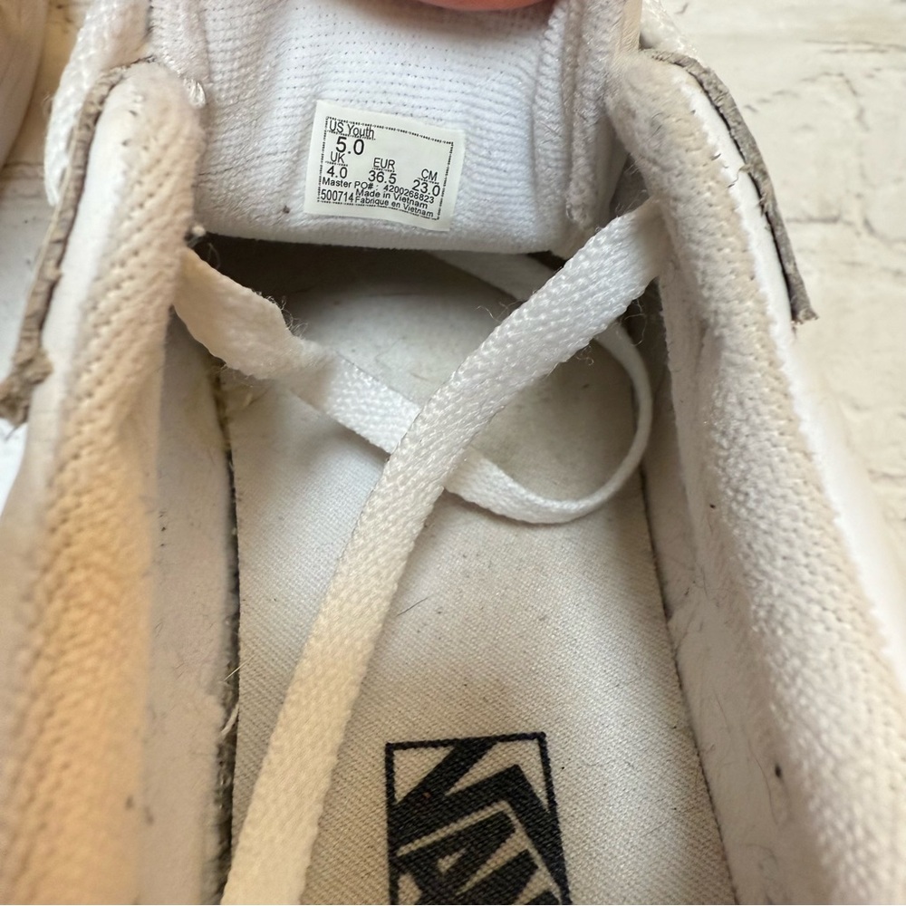 White Vans - Picture 7 of 9